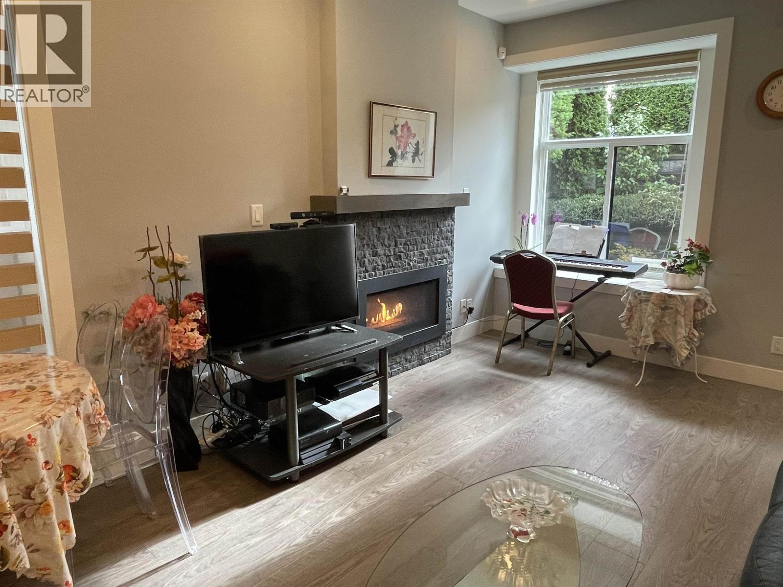 5065 Dominion Street, Burnaby, British Columbia  V5G 1C8 - Photo 10 - R3178527