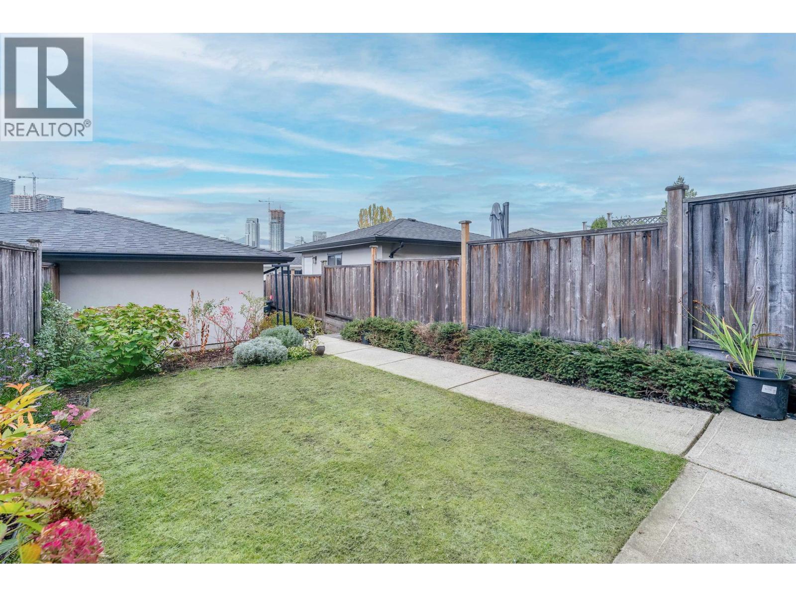 5065 Dominion Street, Burnaby, British Columbia  V5G 1C8 - Photo 33 - R3178527