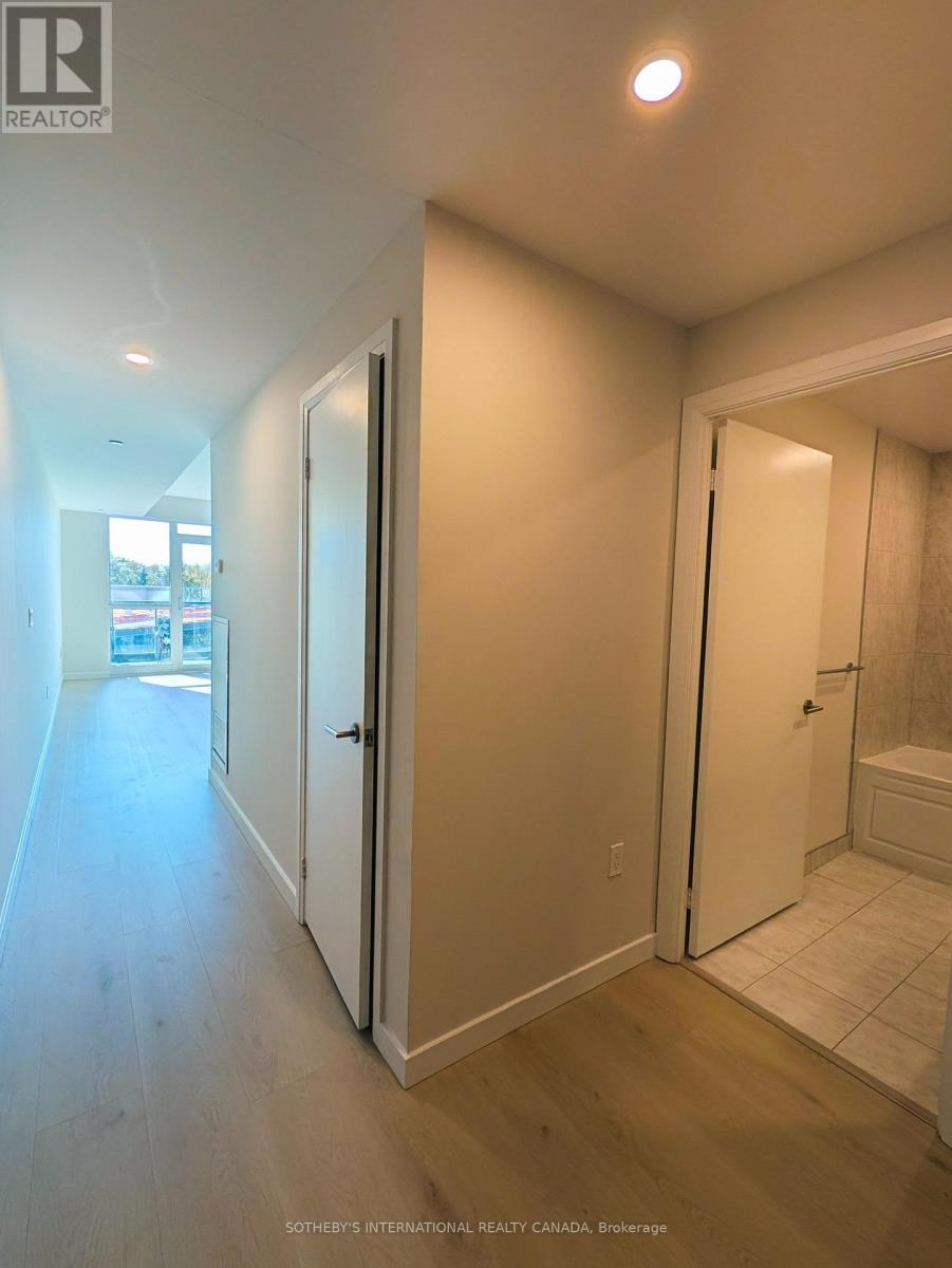 207 - 160 Vanderhoof Avenue, Toronto, Ontario  M4G 0B7 - Photo 5 - C14122962
