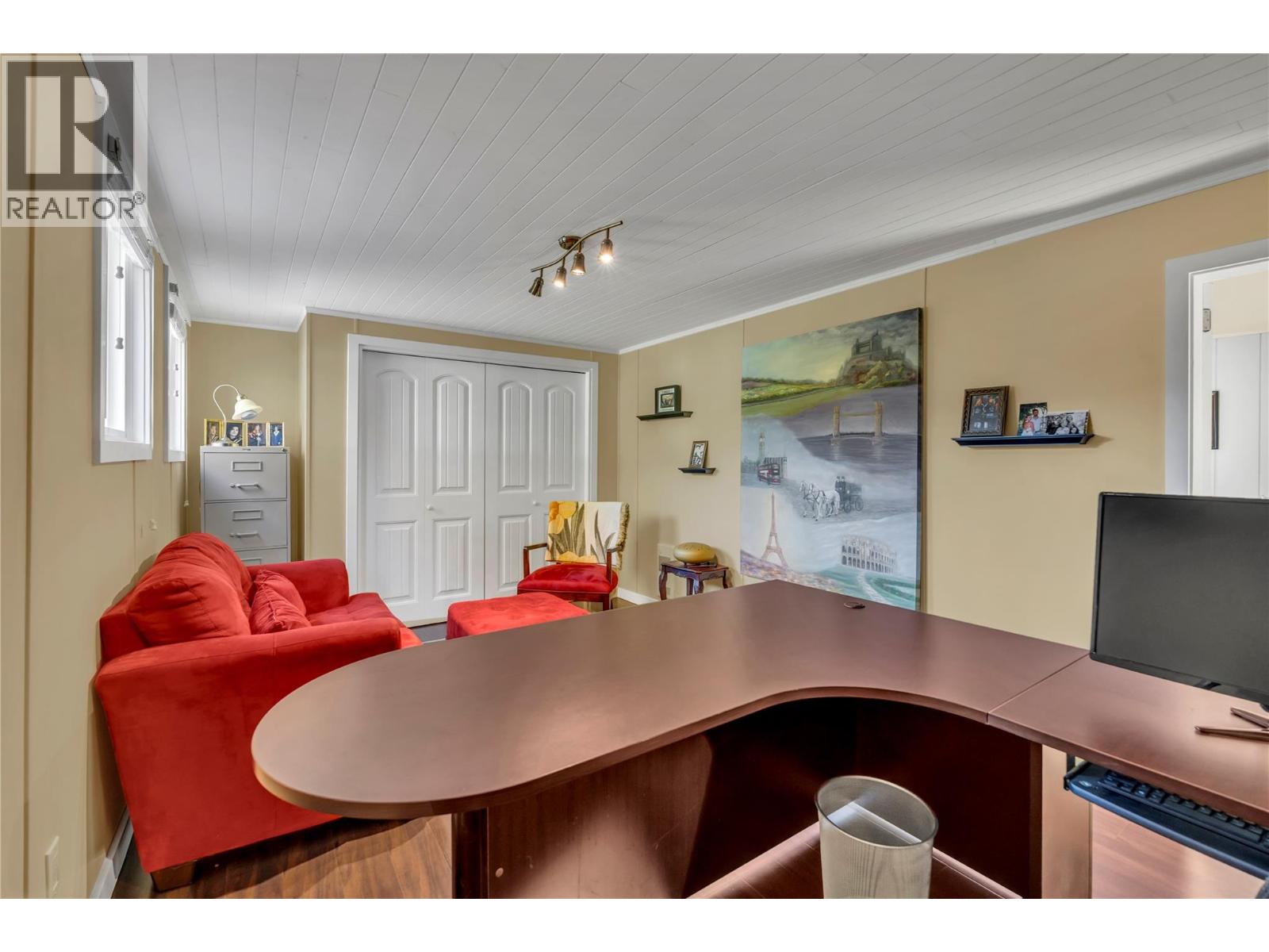 1005 West Bench Drive, Penticton, British Columbia  V2A 8Y4 - Photo 45 - 10404535