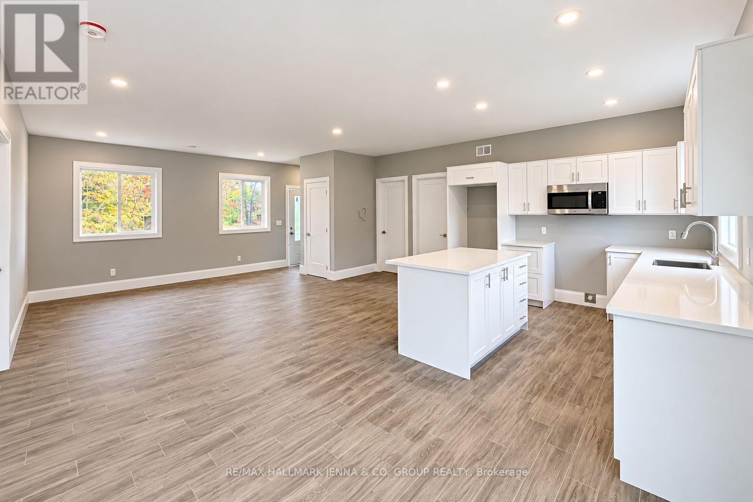 5498 Hinchinbrooke Road, South Frontenac, Ontario  K0H 2W0 - Photo 4 - X14122976