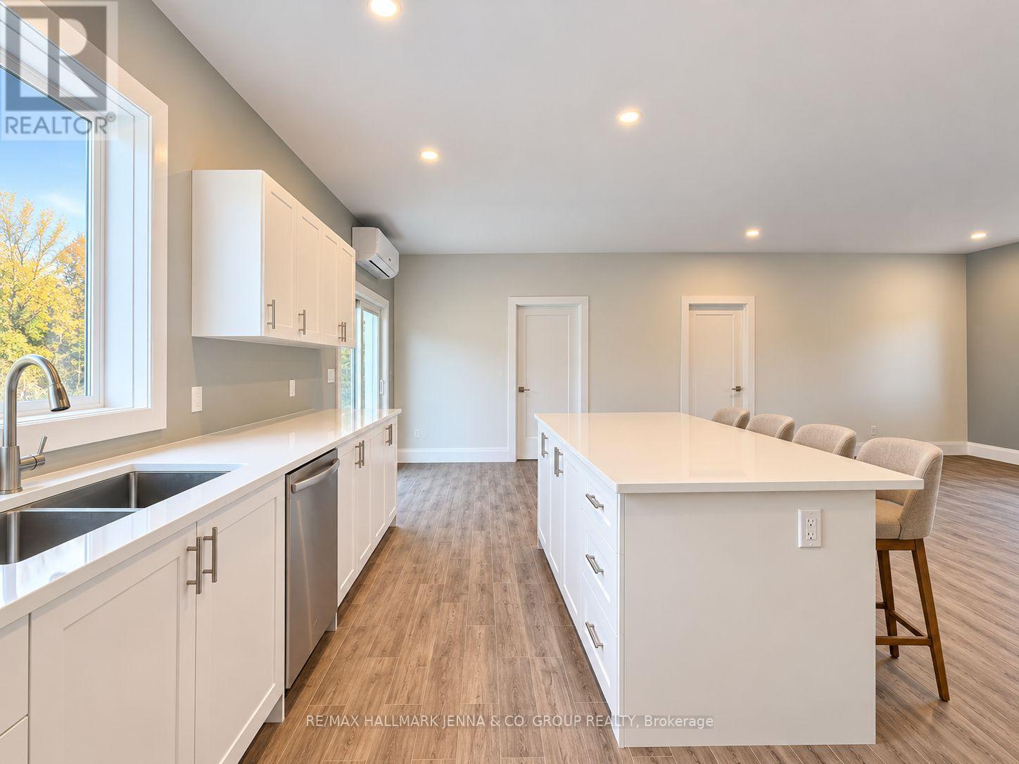 5498 Hinchinbrooke Road, South Frontenac, Ontario  K0H 2W0 - Photo 5 - X14122976