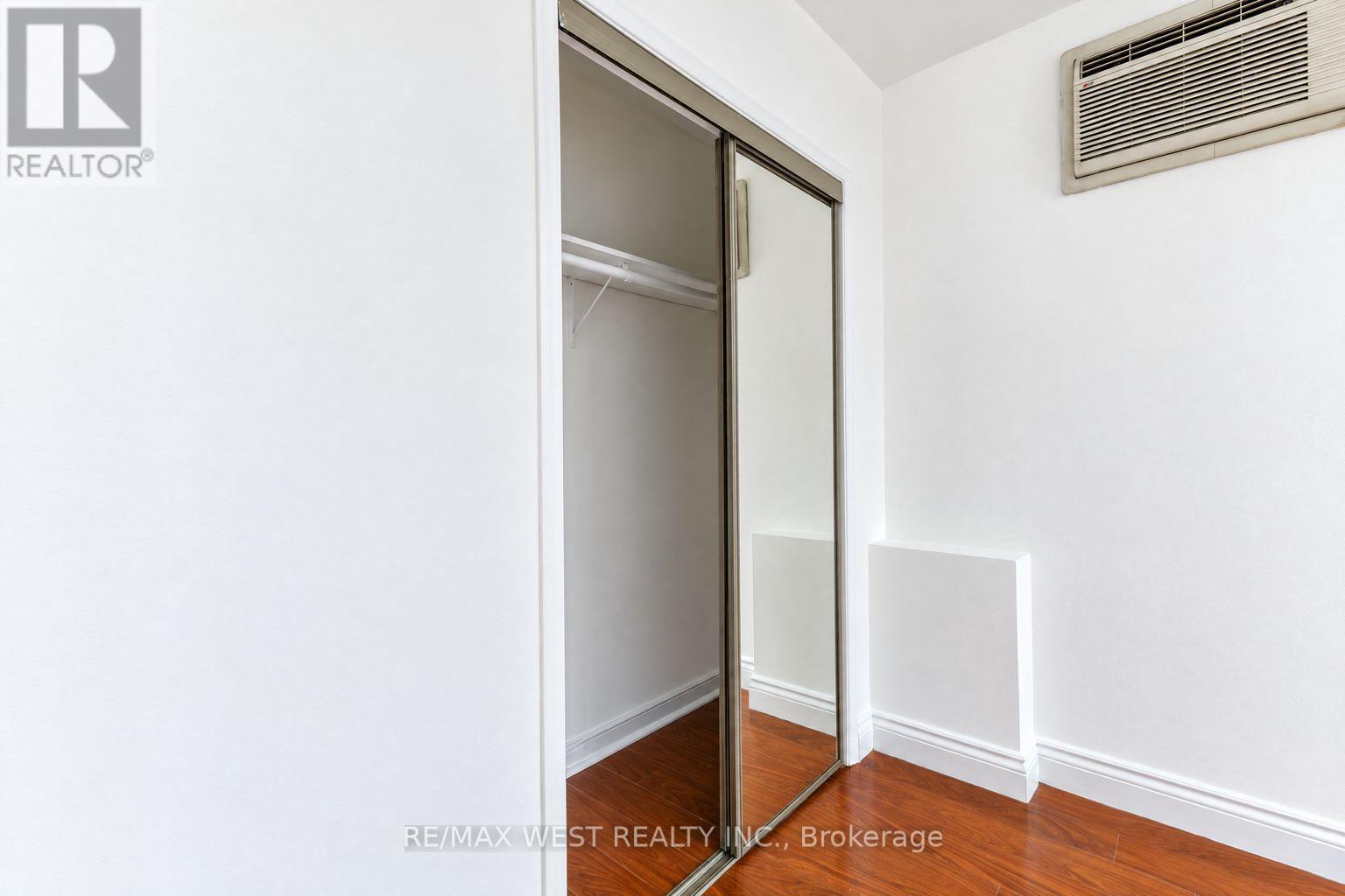 203 Islington Avenue, Toronto, Ontario  M8V 3B8 - Photo 18 - W14122974