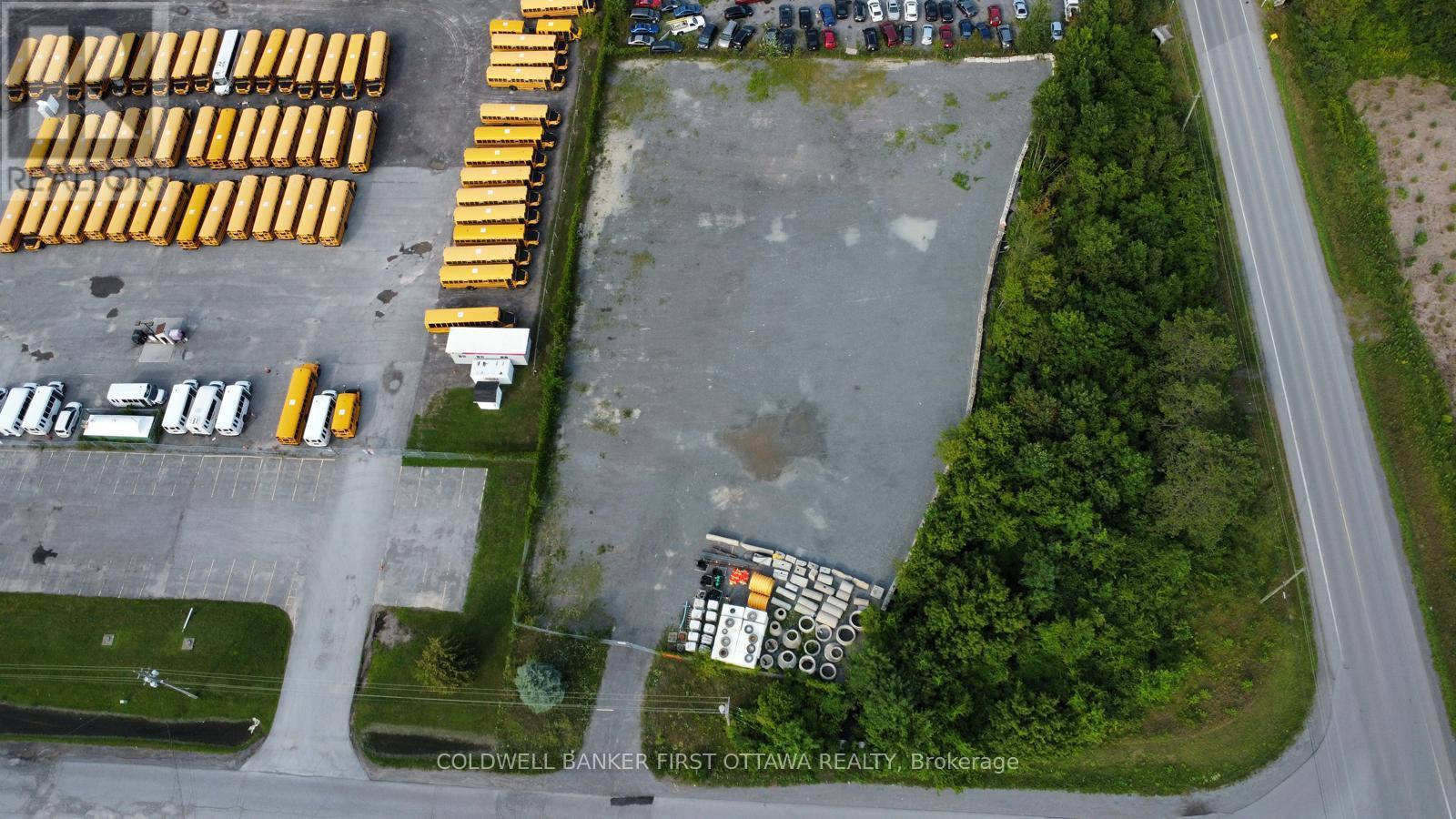 86 Cardevco Road W, Ottawa, Ontario K0A 1L0 - Photo 4 - X14123010