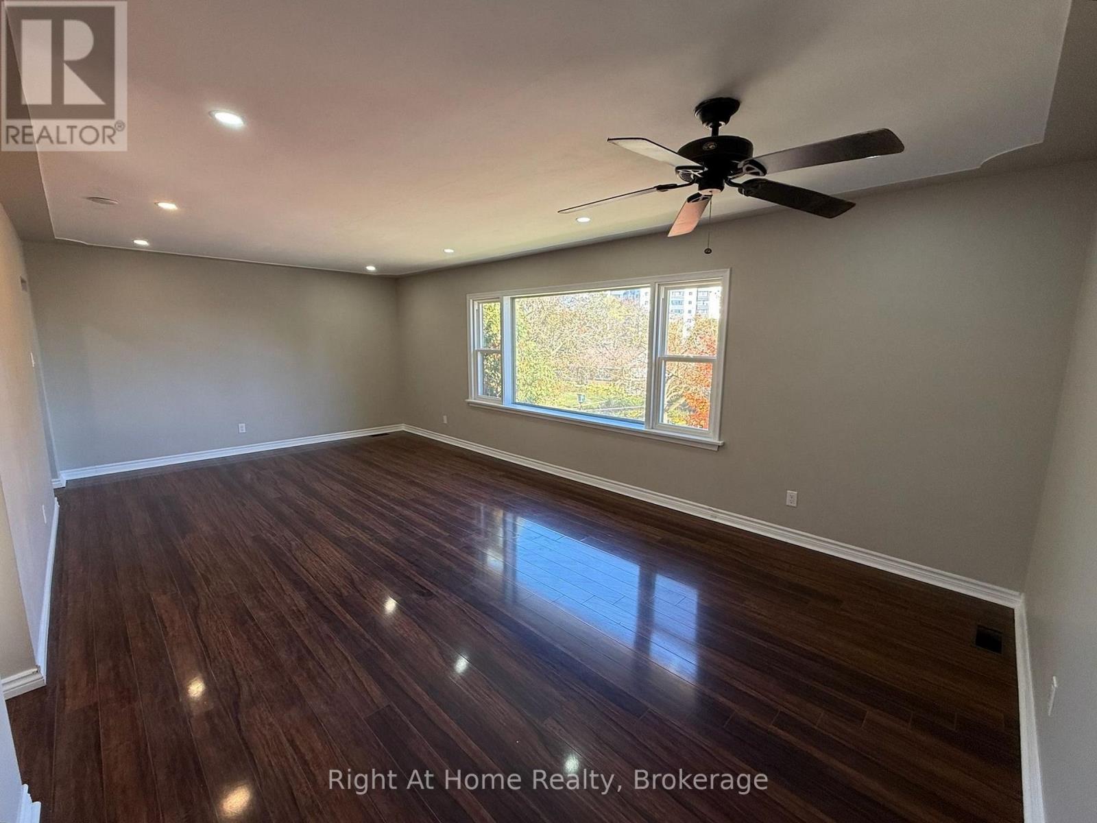 3 - 7 BALMORAL DRIVE, Kitchener, Ontario