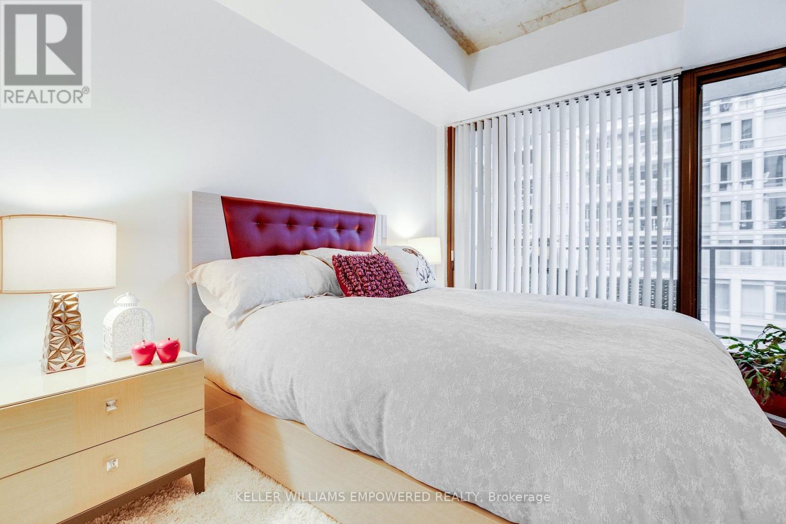 717 - 111 Bathurst Street, Toronto, Ontario  M5V 0M9 - Photo 15 - C14122986
