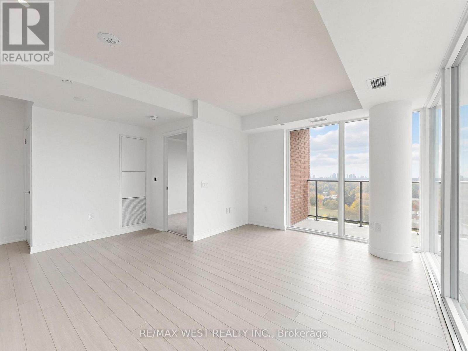 1115 - 4010 Eglinton Avenue W, Toronto, Ontario  M9A 0G5 - Photo 5 - W14122978