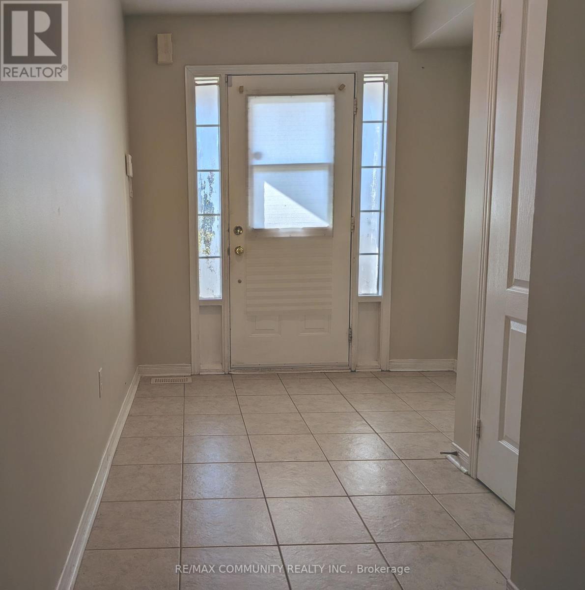 91 - 6399 Spinnaker Circle, Mississauga, Ontario  L5W 1Z5 - Photo 3 - W14122980