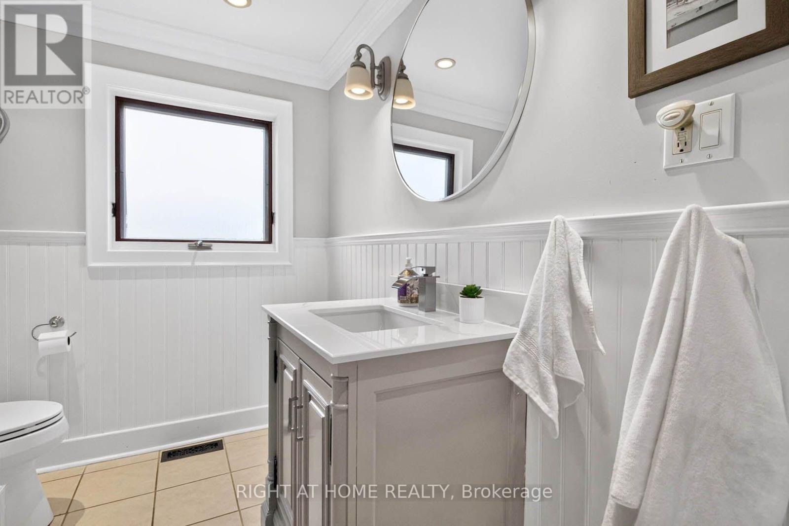 516 Kenmarr Crescent, Burlington, Ontario  L7L 4R7 - Photo 21 - W14122988