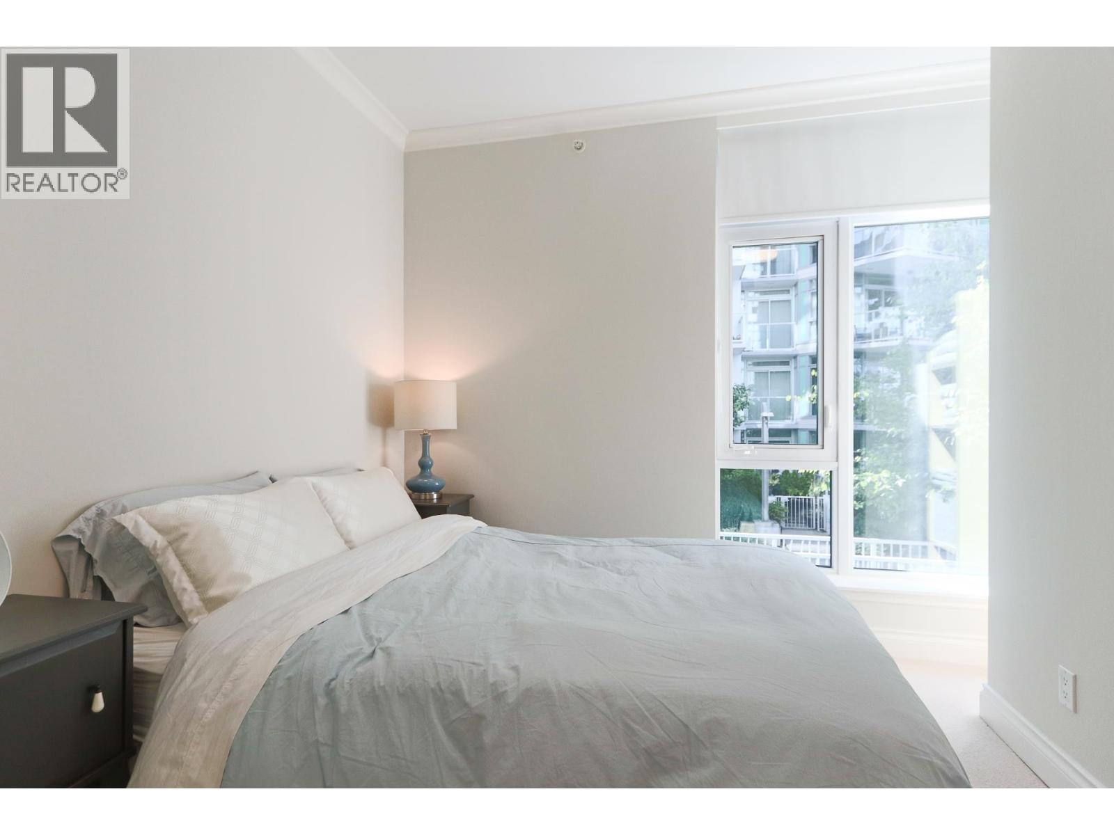 211 185 Victory Ship Way, North Vancouver, British Columbia  V7L 0B2 - Photo 11 - R3178725