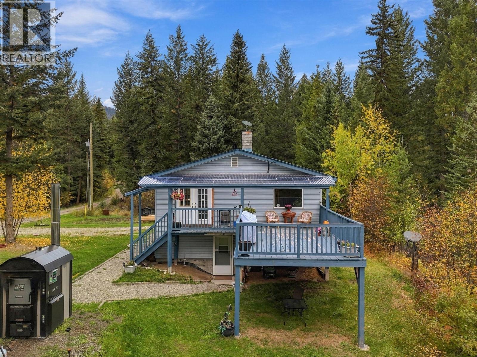6732 Paxton Valley Road, Falkland, British Columbia  V0E 1W1 - Photo 5 - 10402177