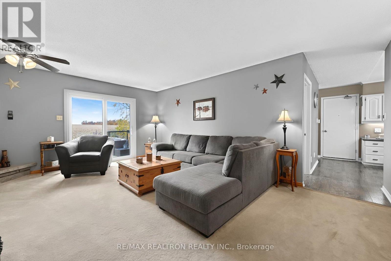 2108 Innisfil Beach Road, Innisfil, Ontario  L9S 4B9 - Photo 14 - N14123018
