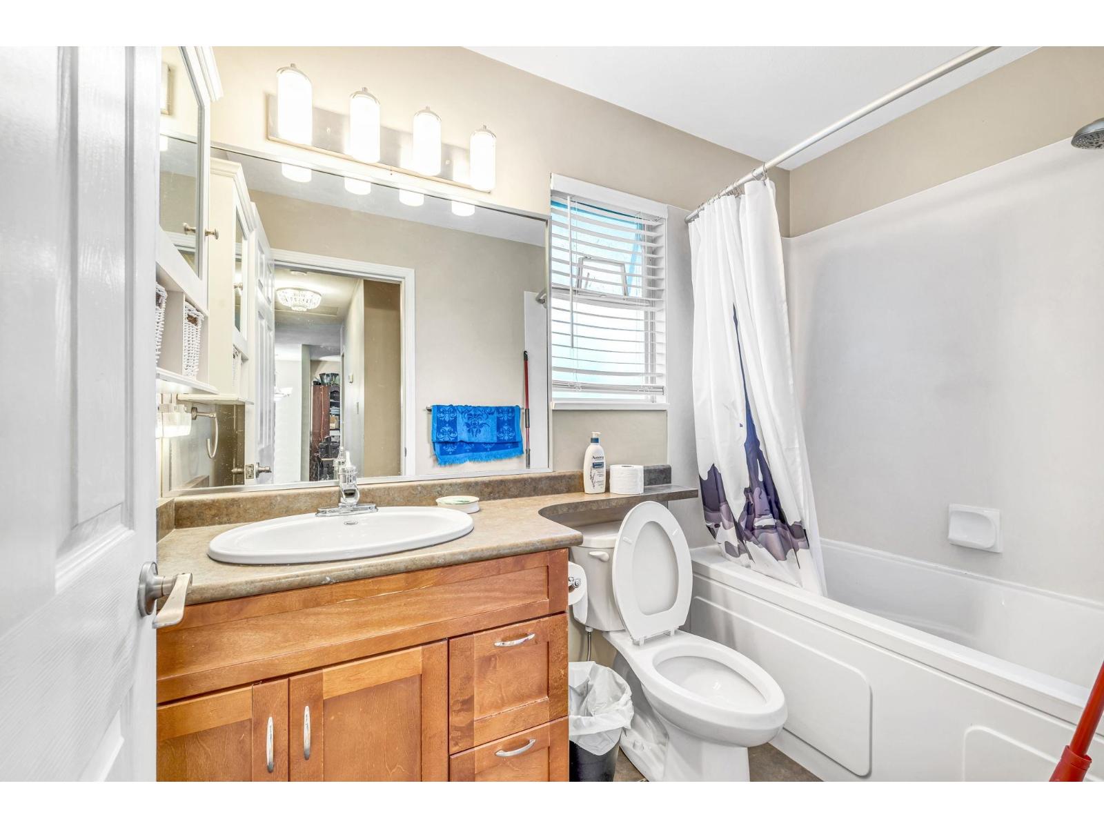 8243 Haffner Terrace, Mission, British Columbia  V2V 7J1 - Photo 16 - R3179155