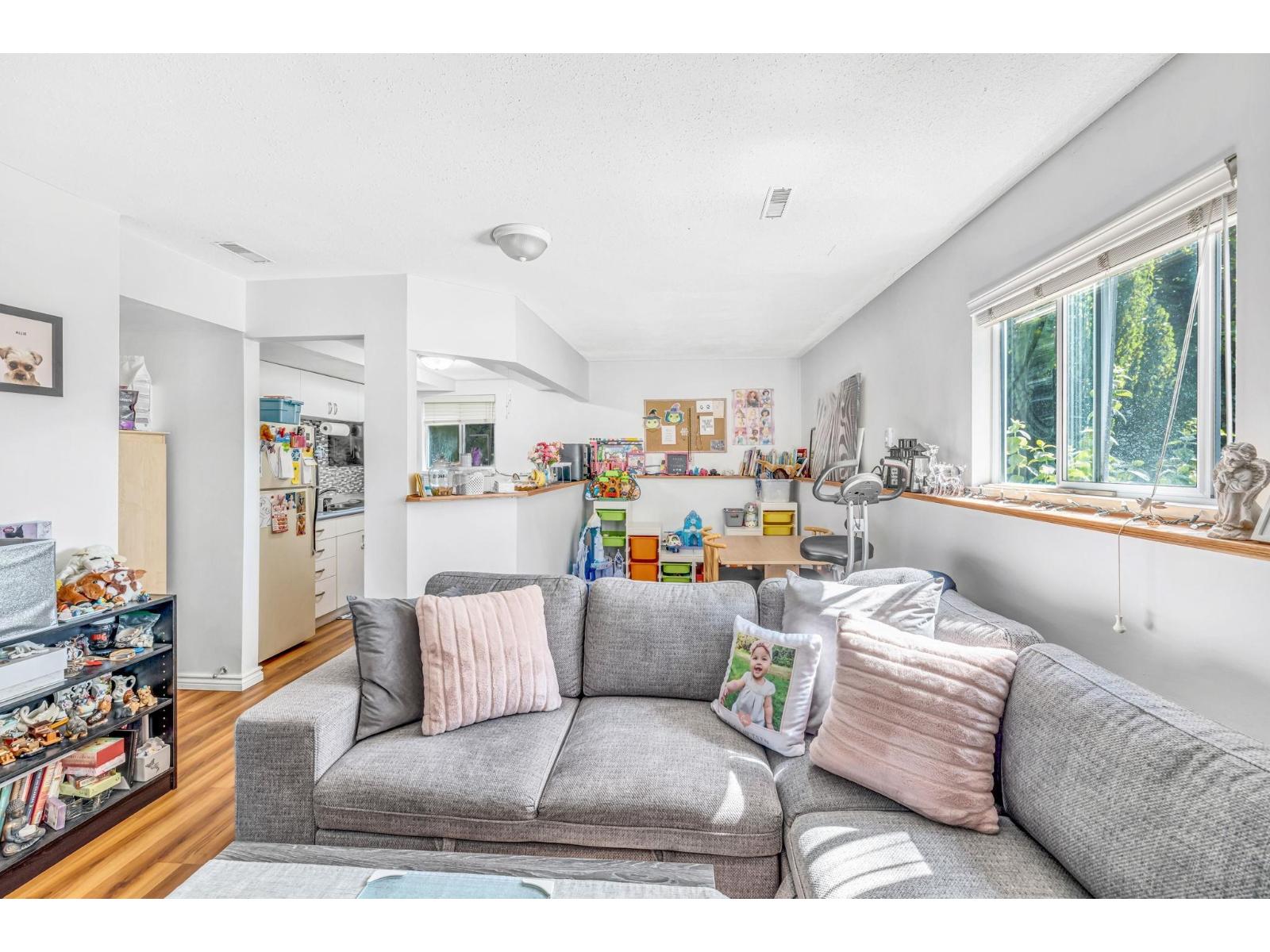 8243 Haffner Terrace, Mission, British Columbia  V2V 7J1 - Photo 25 - R3179155