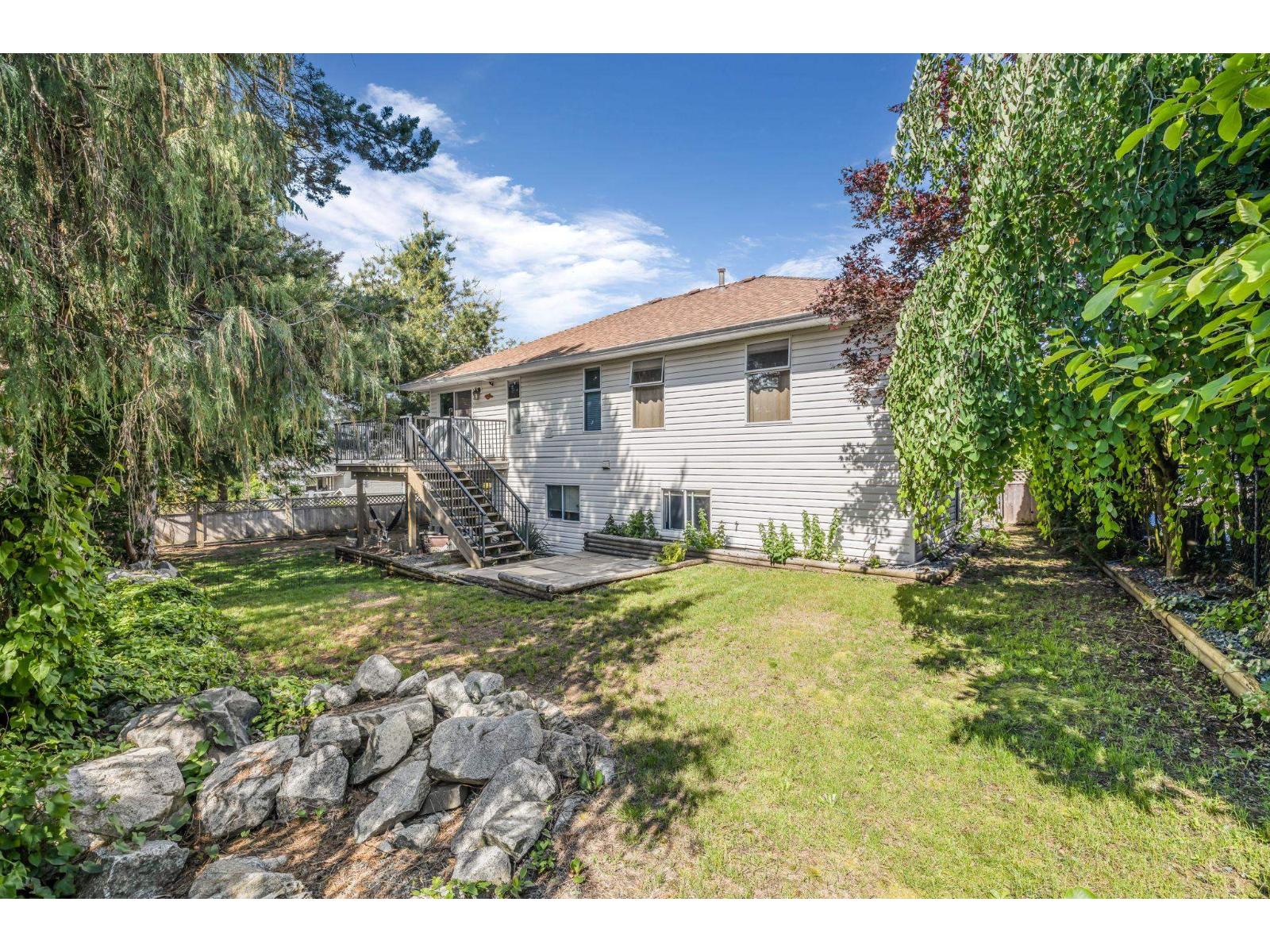 8243 Haffner Terrace, Mission, British Columbia  V2V 7J1 - Photo 35 - R3179155