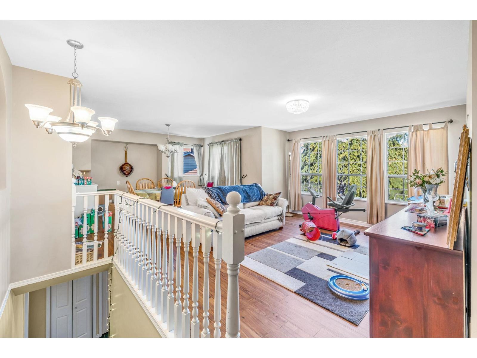 8243 Haffner Terrace, Mission, British Columbia  V2V 7J1 - Photo 5 - R3179155