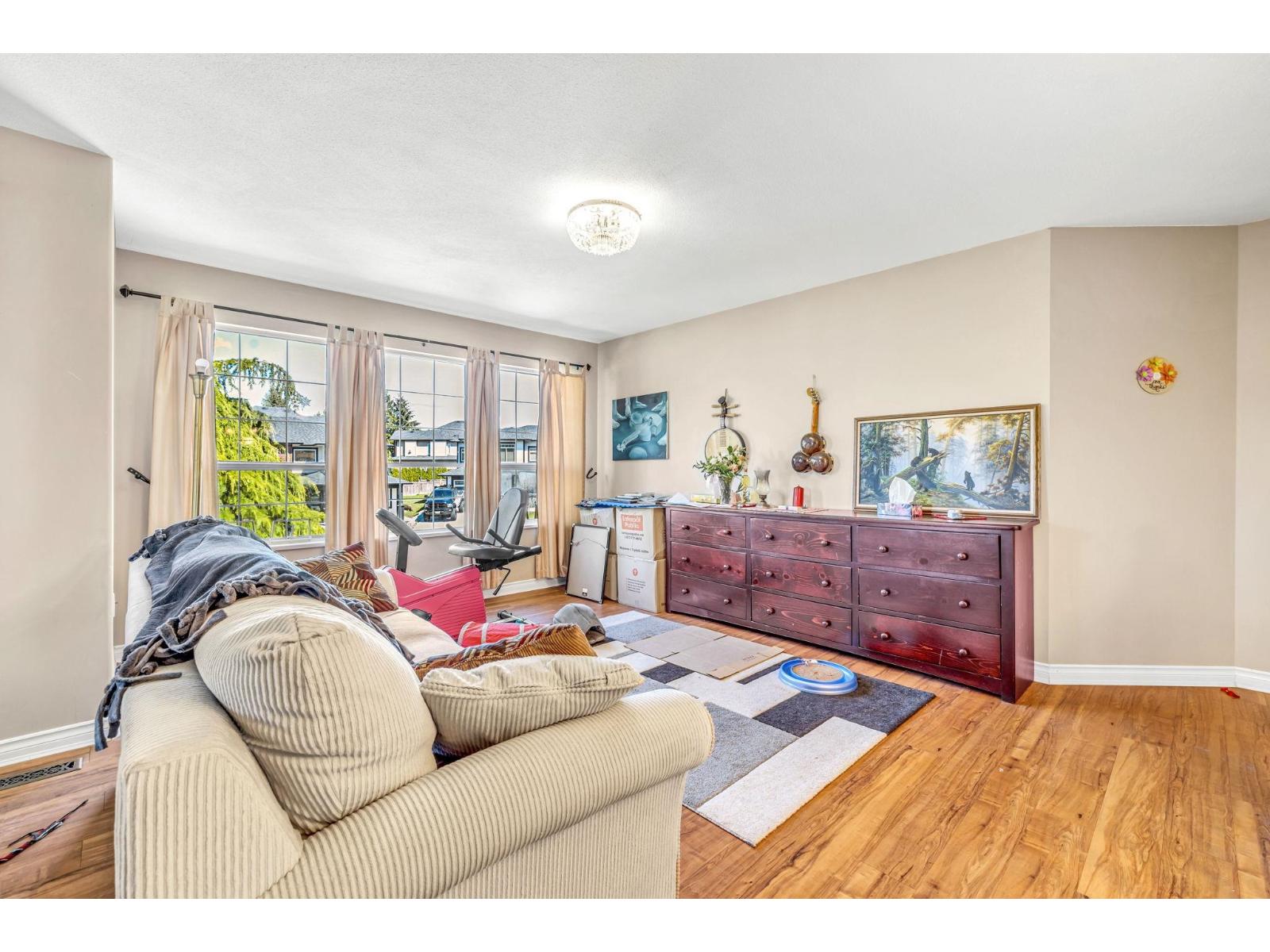 8243 Haffner Terrace, Mission, British Columbia  V2V 7J1 - Photo 7 - R3179155