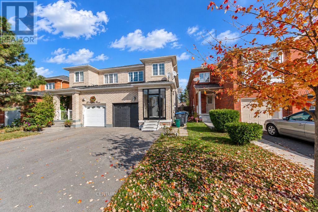 17 CORVETTE COURT, Brampton, Ontario