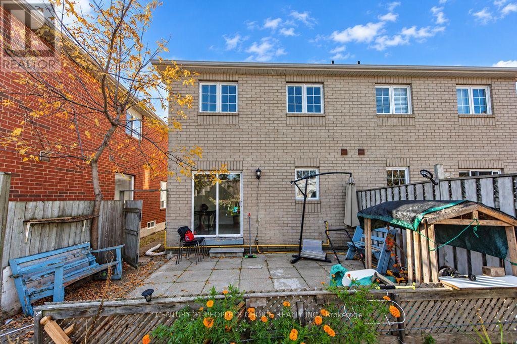 17 Corvette Court, Brampton, Ontario  L7A 2H7 - Photo 23 - W14094582