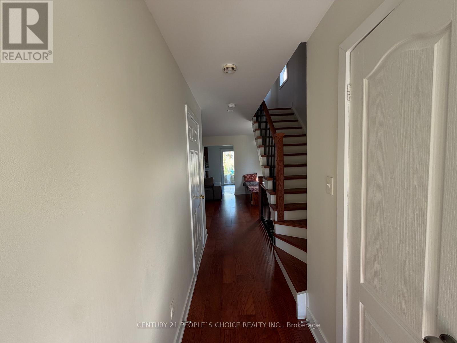 17 Corvette Court, Brampton, Ontario  L7A 2H7 - Photo 8 - W14094582
