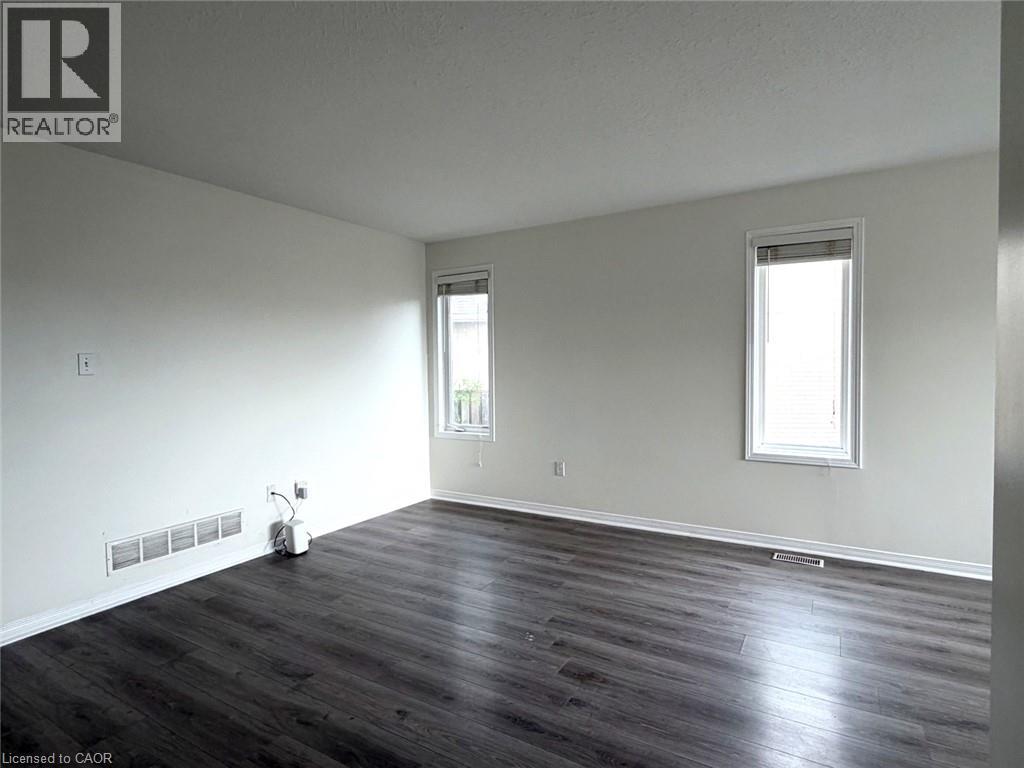 219 Britton Place Unit# #main, Kitchener, Ontario  N2C 2T3 - Photo 4 - 40874534