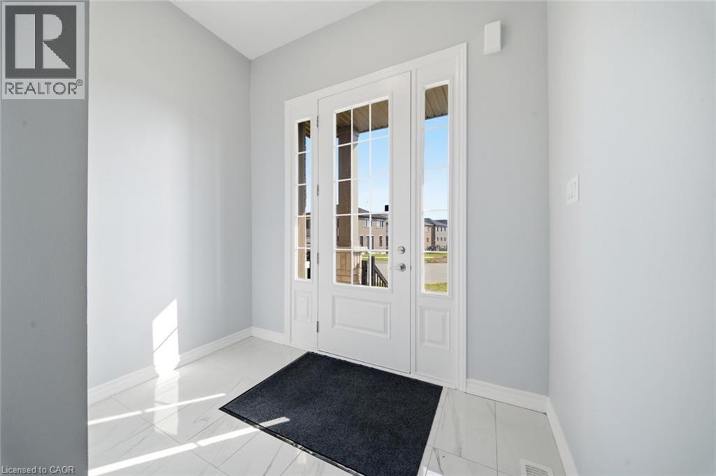 104 Strickland Avenue, Brantford, Ontario  N3T 0X9 - Photo 3 - 40874556