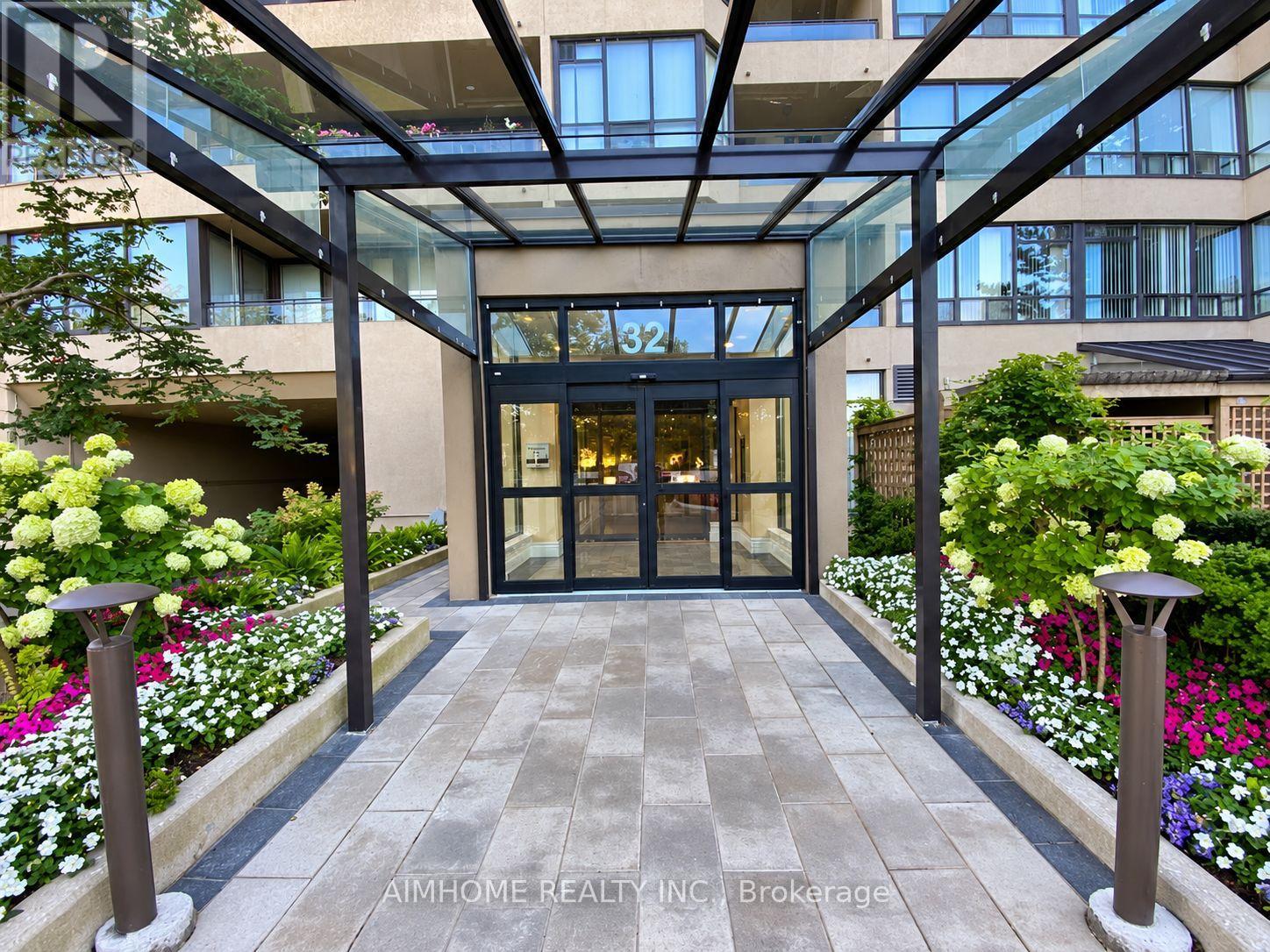 1428 - 32 CLARISSA DRIVE, Richmond Hill, Ontario