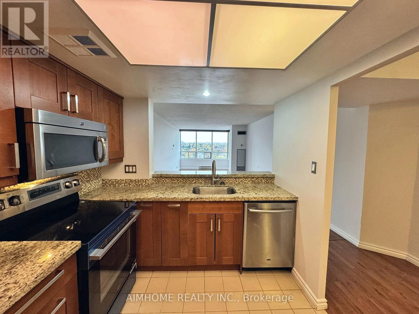 1428 - 32 Clarissa Drive, Richmond Hill, Ontario  L4C 9R7 - Photo 13 - N14123036