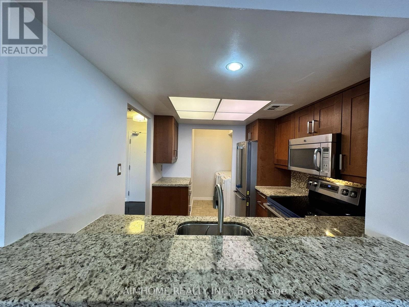 1428 - 32 Clarissa Drive, Richmond Hill, Ontario  L4C 9R7 - Photo 14 - N14123036