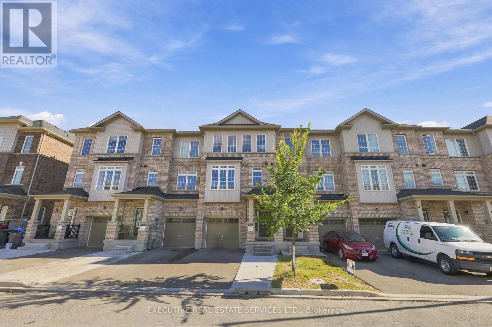 39 Stewardship Road, Brampton, Ontario  L7A 4W6 - Photo 2 - W14123044