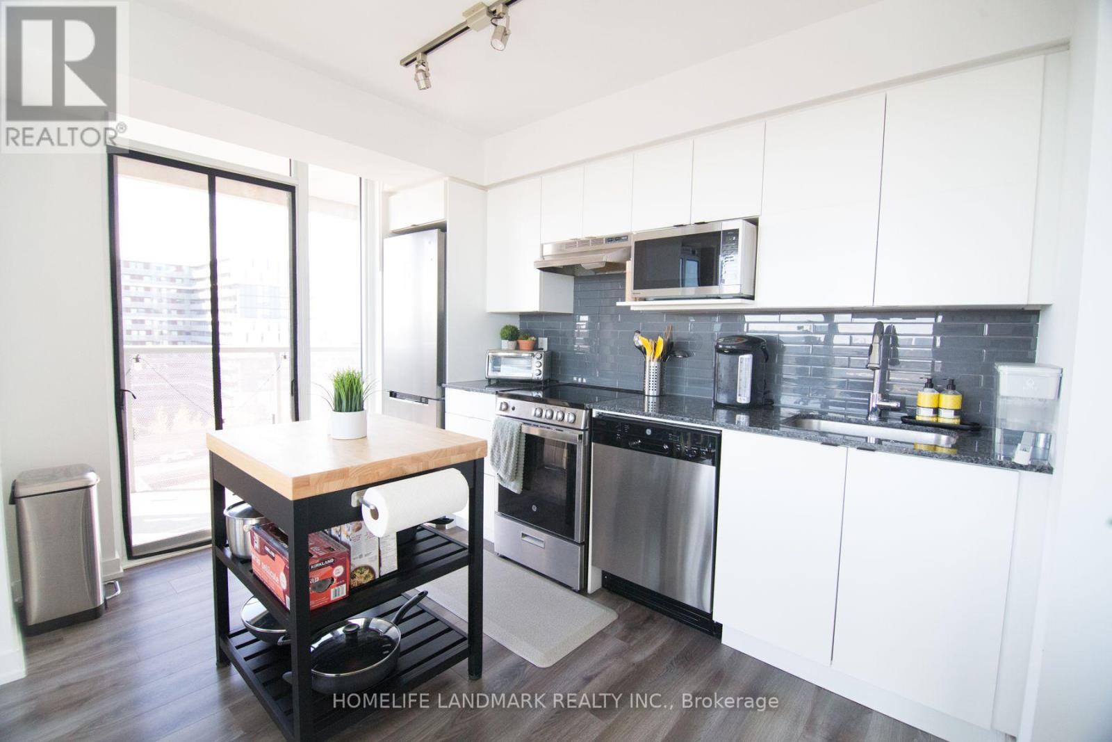 1017 - 120 Varna Drive, Toronto, Ontario  M6A 0B3 - Photo 17 - C14123040