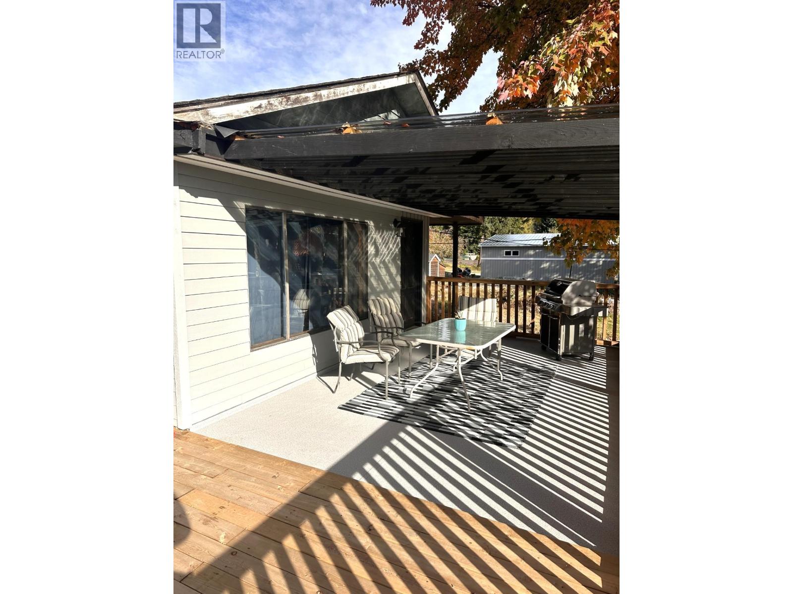 988 Cemetery Road, Gibsons, British Columbia  V0N 1V7 - Photo 12 - R3145417