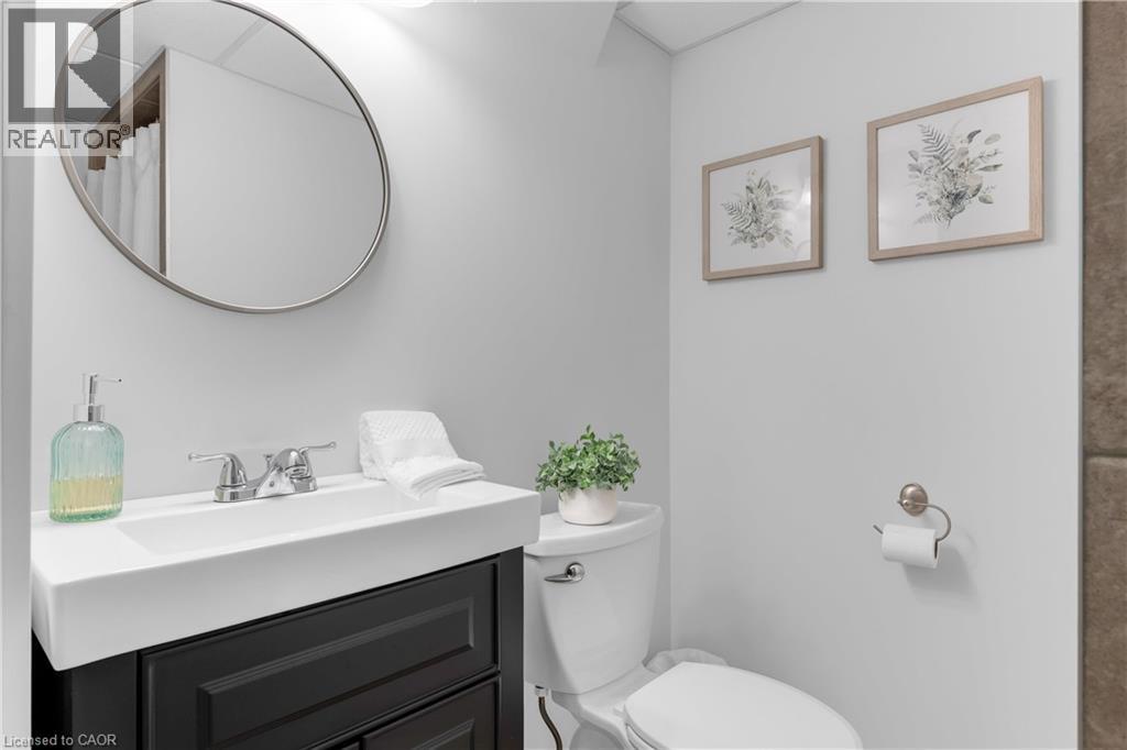 91 Guildwood Drive, Hamilton, Ontario  L9C 6S3 - Photo 26 - 40874455