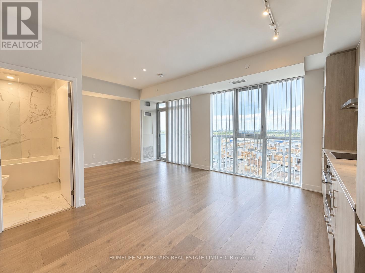 706 - 60 HONEYCRISP CRESCENT, Vaughan, Ontario