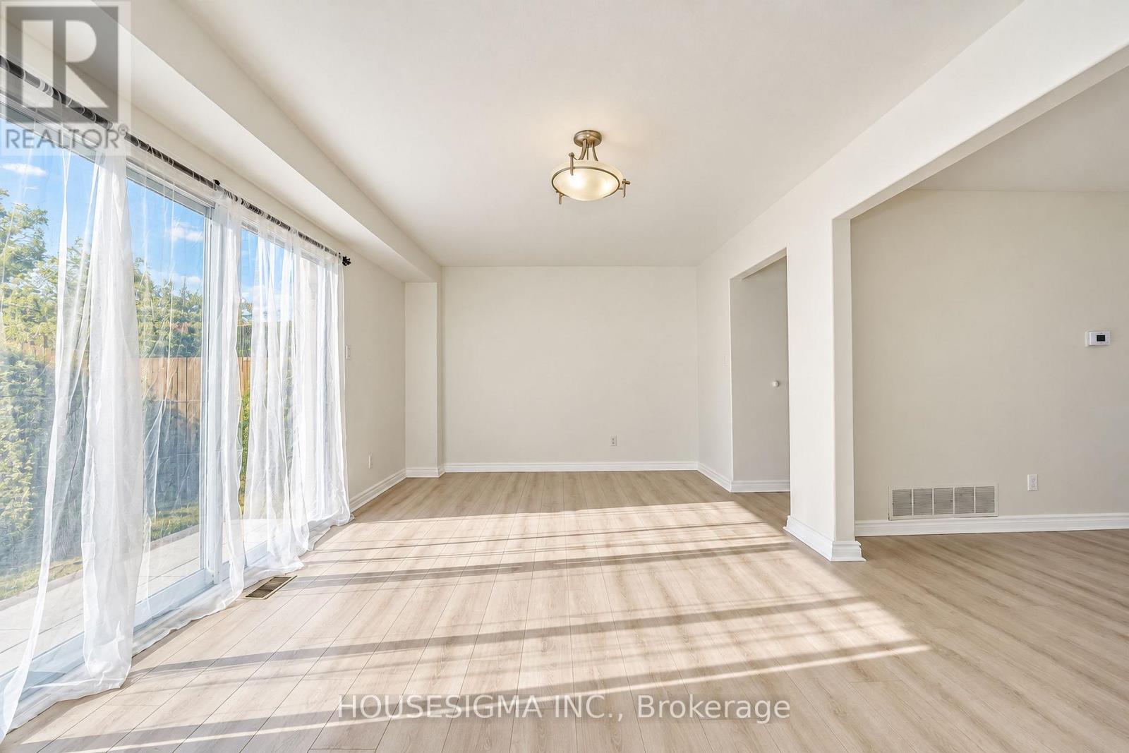 1167 Southdale Avenue, Oshawa, Ontario  L1H 7Y9 - Photo 14 - E14123062