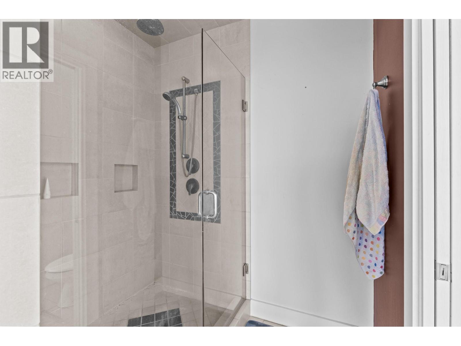 5344 Ptarmigan Street, Kelowna, British Columbia  V1W 5A4 - Photo 46 - 10404620