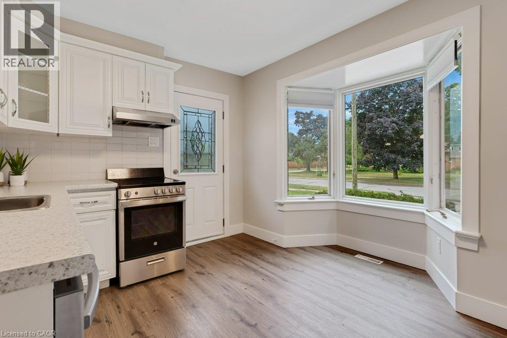 290 Melrose Avenue, Kitchener, Ontario  N2H 2C1 - Photo 10 - 40874562