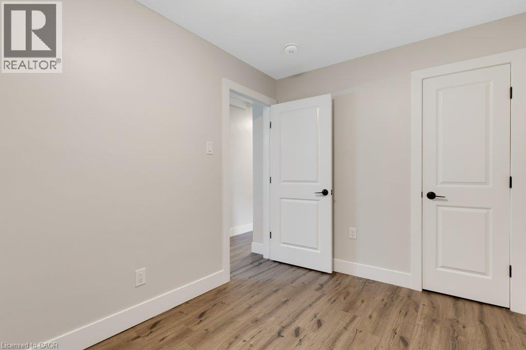 290 Melrose Avenue, Kitchener, Ontario  N2H 2C1 - Photo 18 - 40874562
