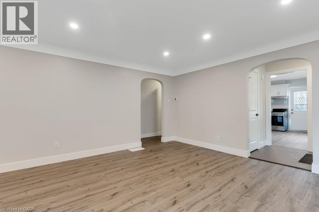 290 Melrose Avenue, Kitchener, Ontario  N2H 2C1 - Photo 7 - 40874562