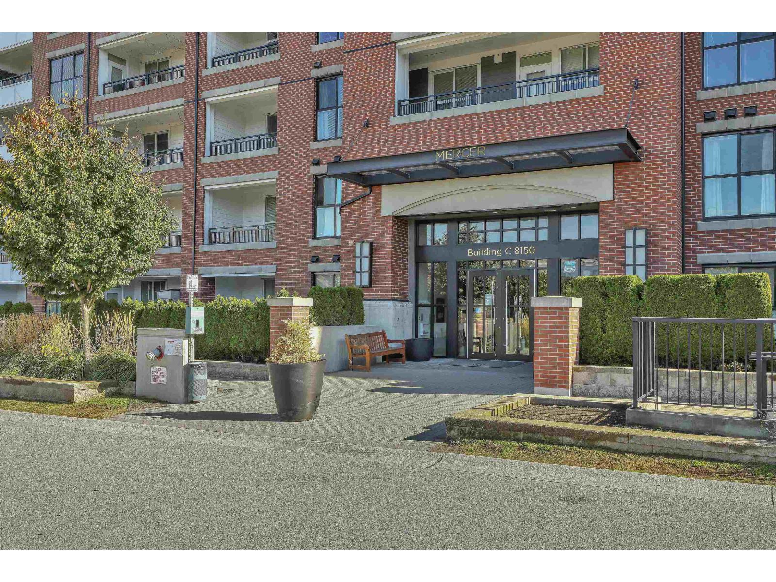 C213 8150 207 Street, Langley, British Columbia  V2Y 4J4 - Photo 2 - R3179108