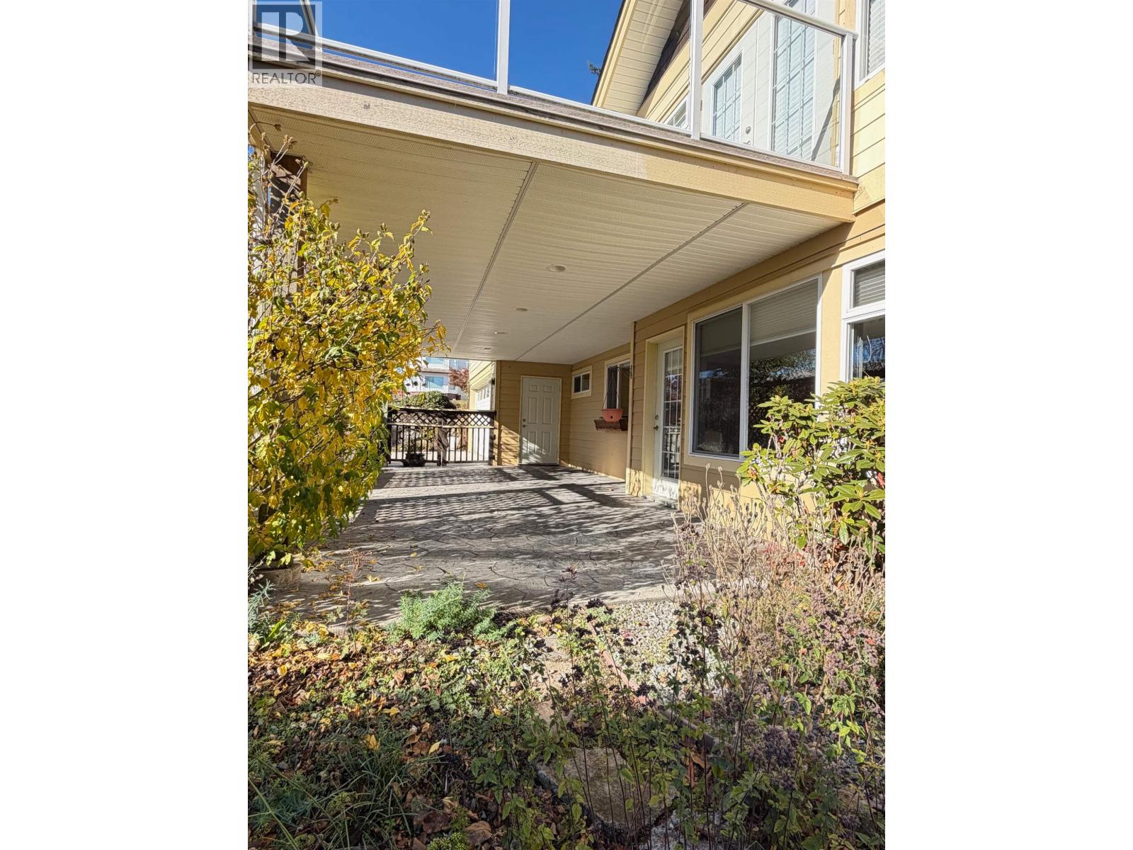 817 Aurora Way, Gibsons, British Columbia  V0N 1V9 - Photo 8 - R3179140