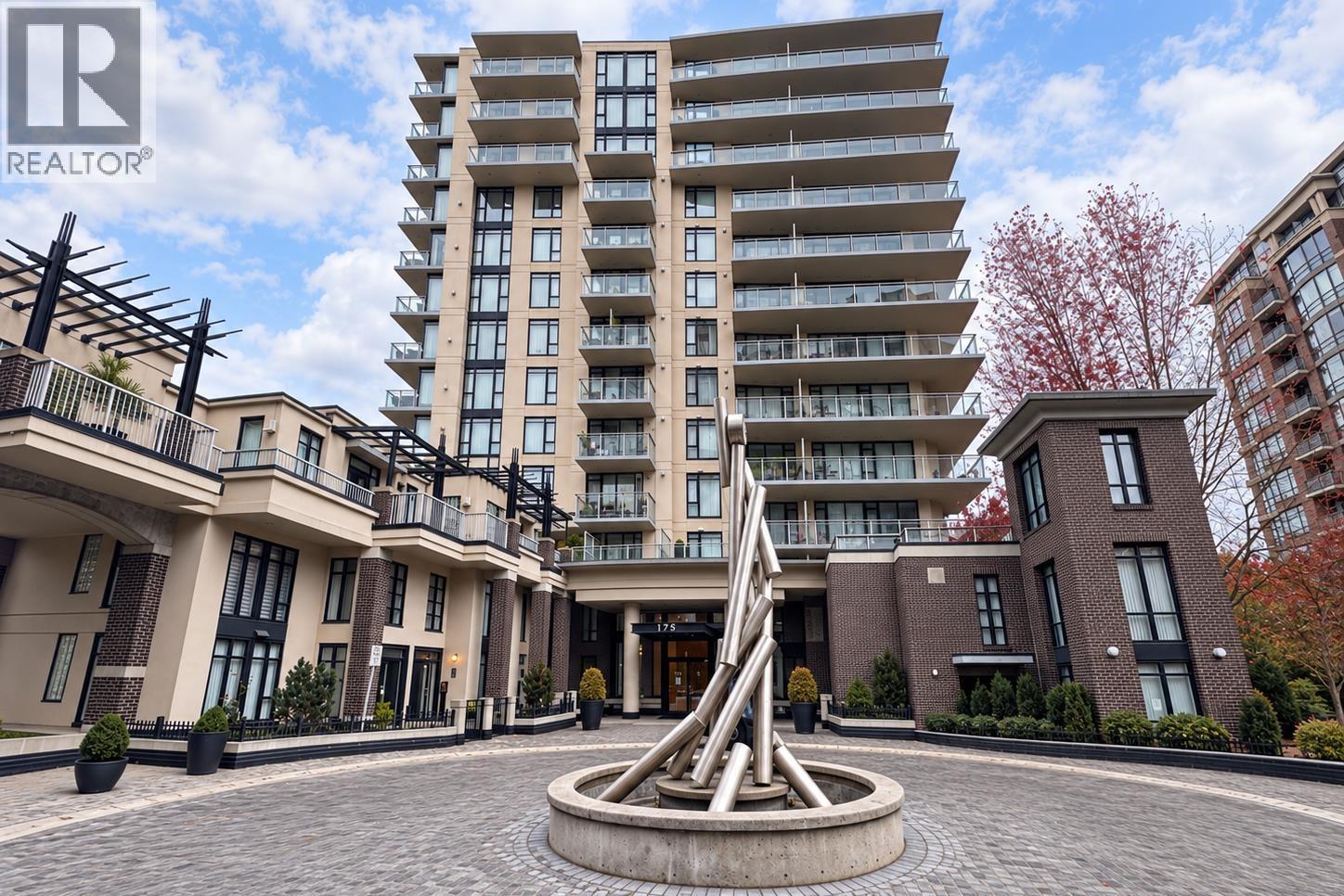701 175 W 1ST STREET, North Vancouver, British Columbia