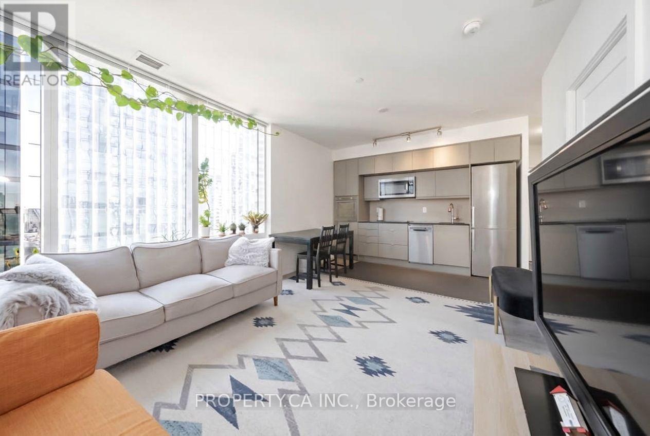 1903 - 10 York Street, Toronto, Ontario  M5J 2Z2 - Photo 3 - C14123146