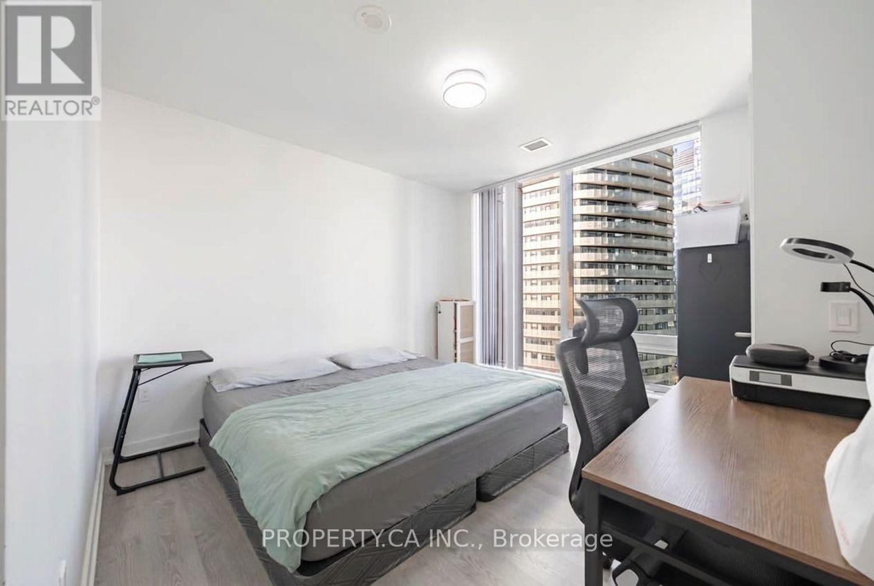 1903 - 10 York Street, Toronto, Ontario  M5J 2Z2 - Photo 9 - C14123146