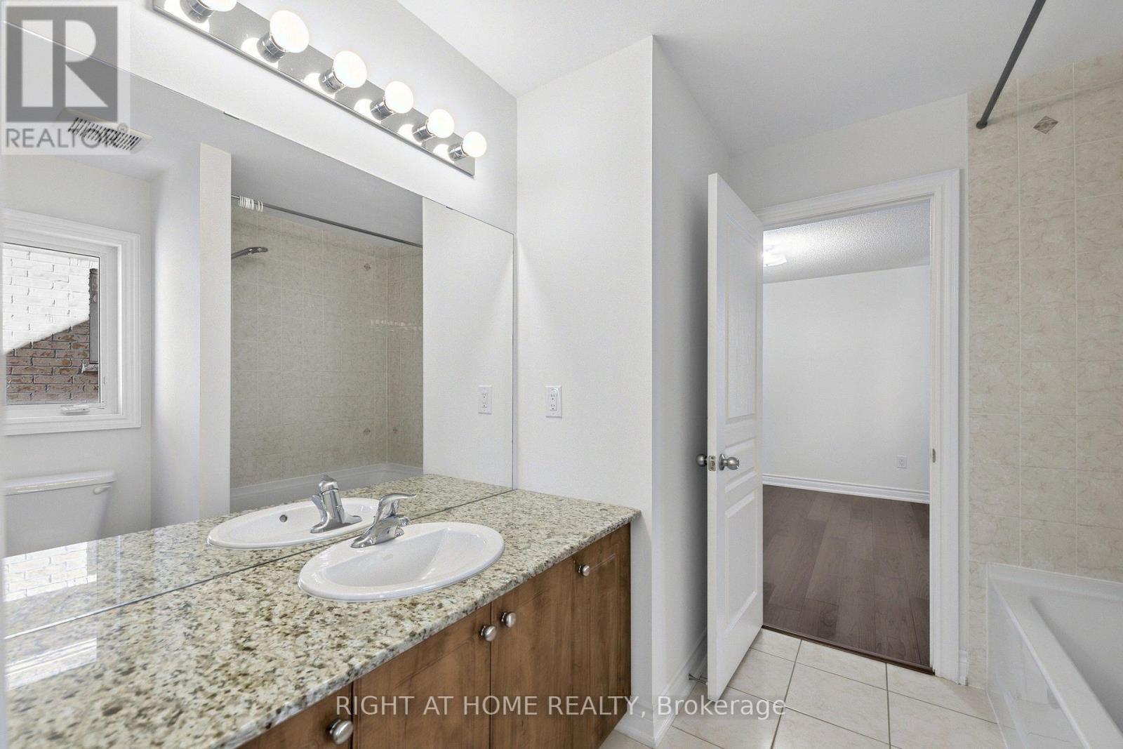 592 Mactier Drive, Vaughan, Ontario  L4H 4L5 - Photo 39 - N14123134