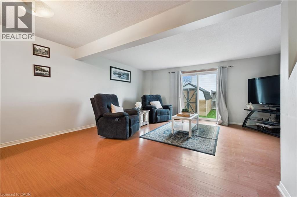 32 Jansen Avenue, Kitchener, Ontario  N2A 2L3 - Photo 5 - 40871594