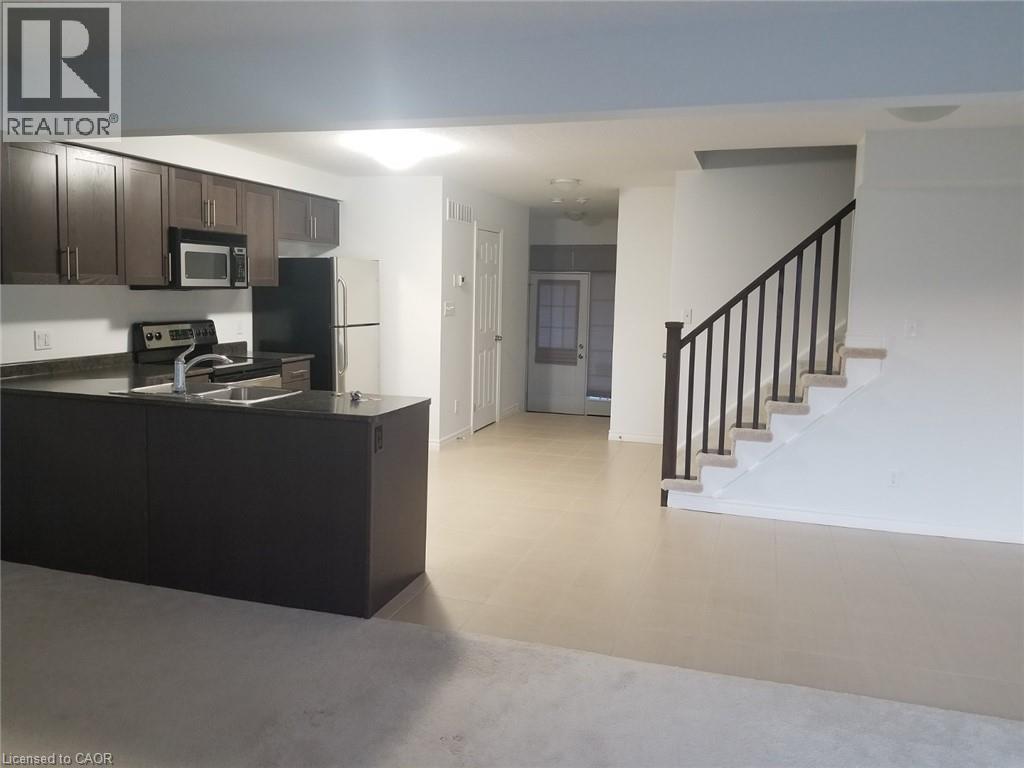 82 Renfrew Street, Kitchener, Ontario  N2R 0G8 - Photo 4 - 40874351