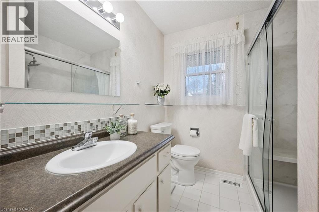 52 D'arcy Place, Kitchener, Ontario  N2E 1B8 - Photo 21 - 40873794