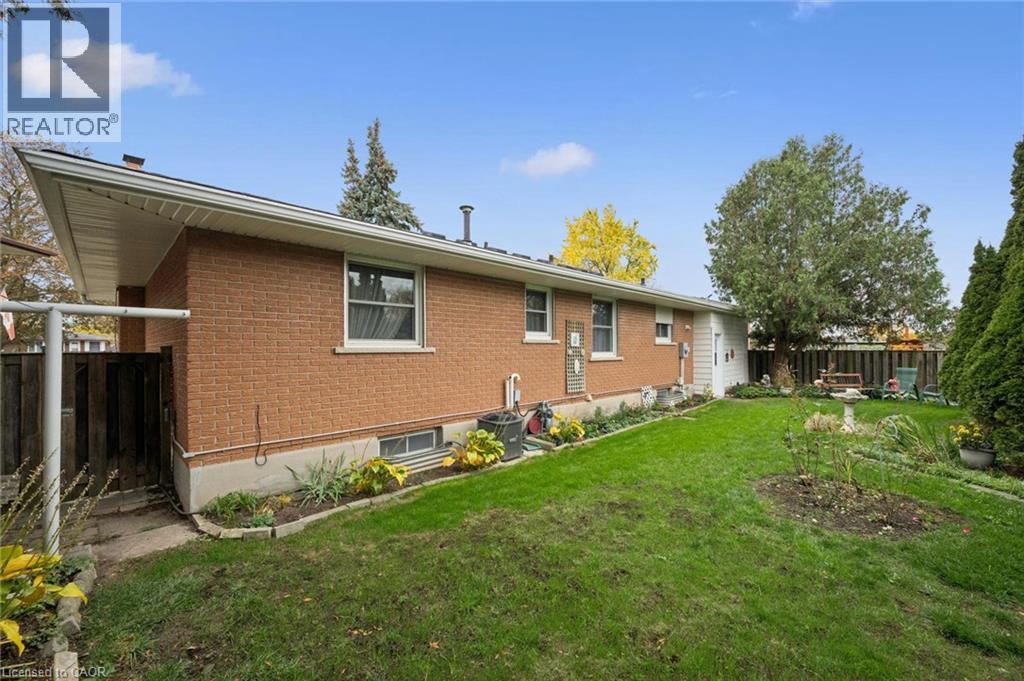 52 D'arcy Place, Kitchener, Ontario  N2E 1B8 - Photo 34 - 40873794