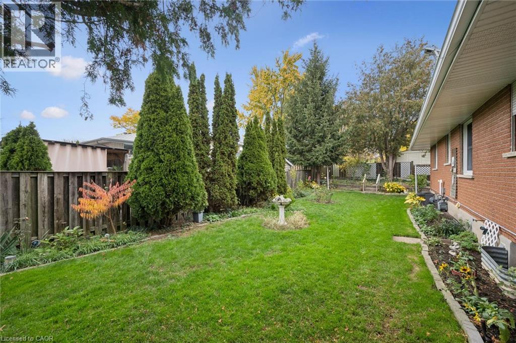 52 D'arcy Place, Kitchener, Ontario  N2E 1B8 - Photo 36 - 40873794